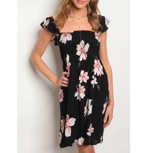 Nu Label Flutter sleeve black floral dress